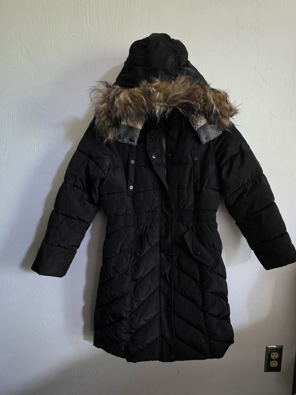 Steve Madden Women's Hooded Chevron Quilted Winter Puffer Coat Jacket